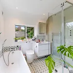 Tatil Evi Whimsical Countryside Escape With Sprawling Garden