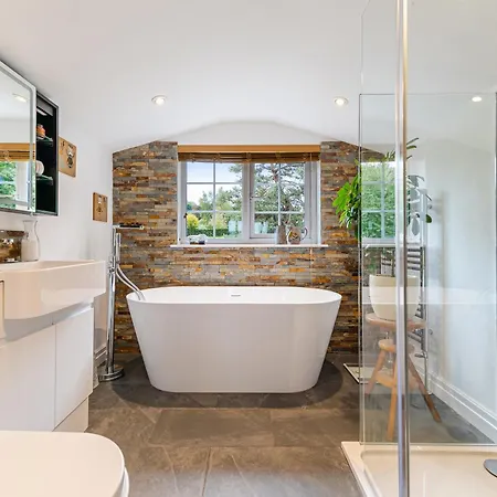 Whimsical Countryside Escape With Sprawling Garden Bristol