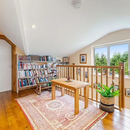 Whimsical Countryside Escape With Sprawling Garden Bristol