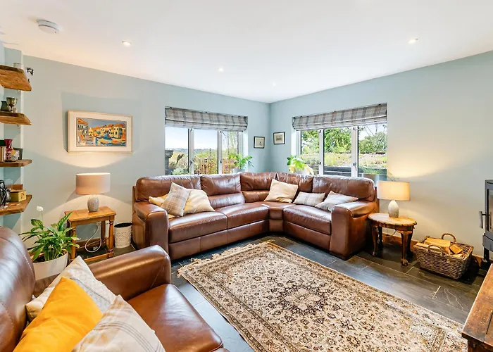 Hébergement de vacances Whimsical Countryside Escape With Sprawling Garden Bristol