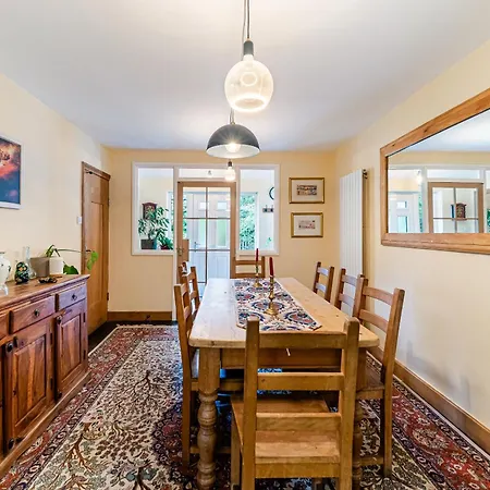 Whimsical Countryside Escape With Sprawling Garden Bristol